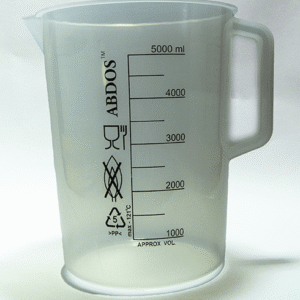 JARRA EN PLÁSTICO CON MANIJA. CAPACIDAD. 5000 mL.